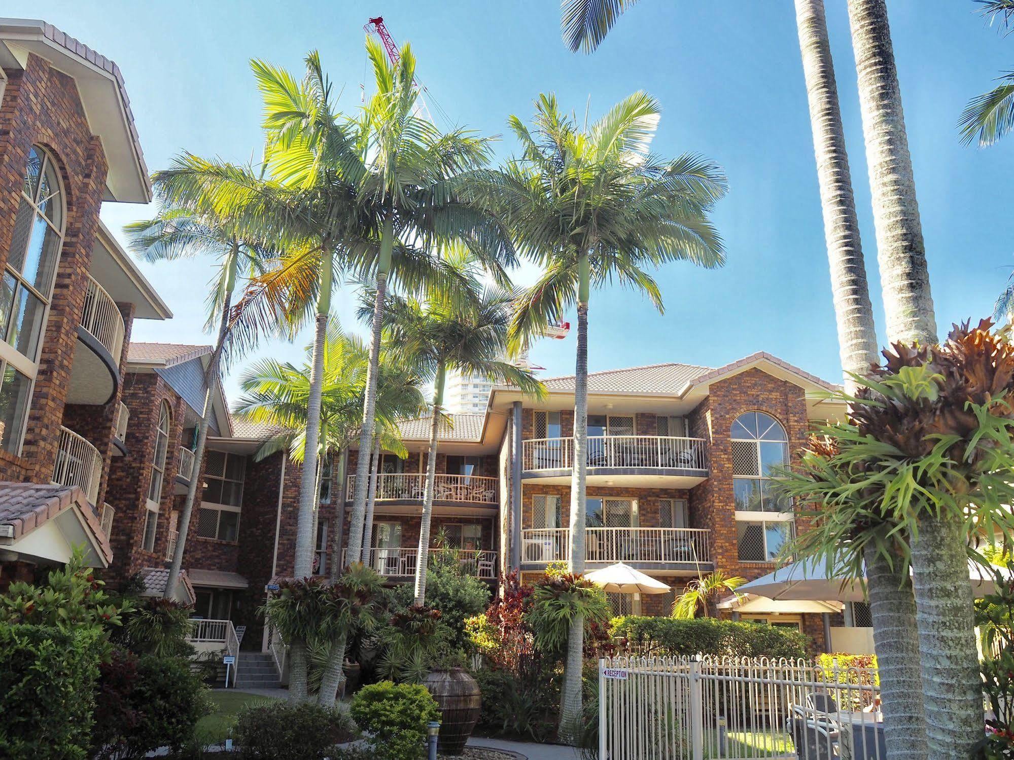 Oceanside Cove Aparthotel Gold Coast Buitenkant foto