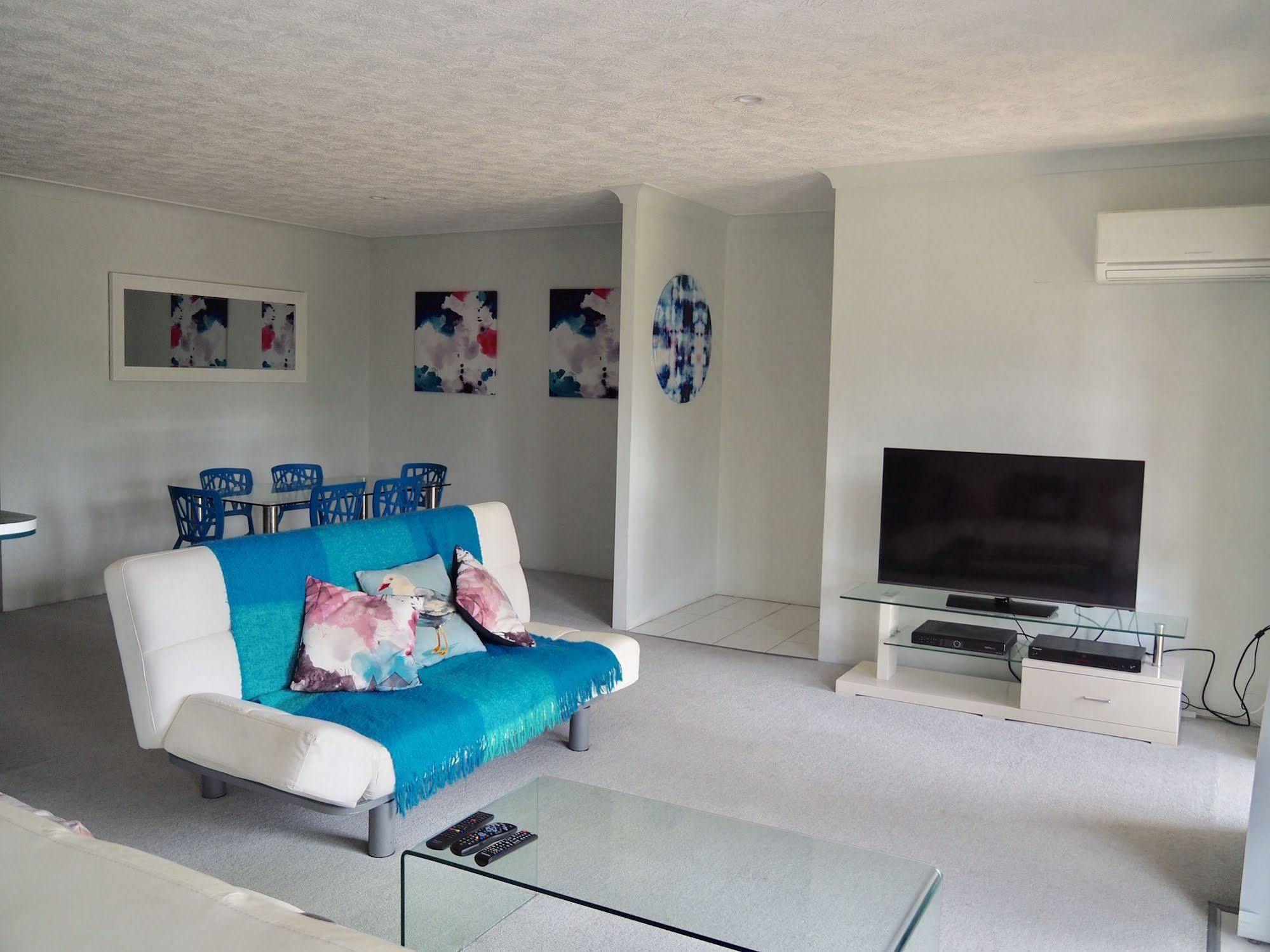 Oceanside Cove Aparthotel Gold Coast Buitenkant foto