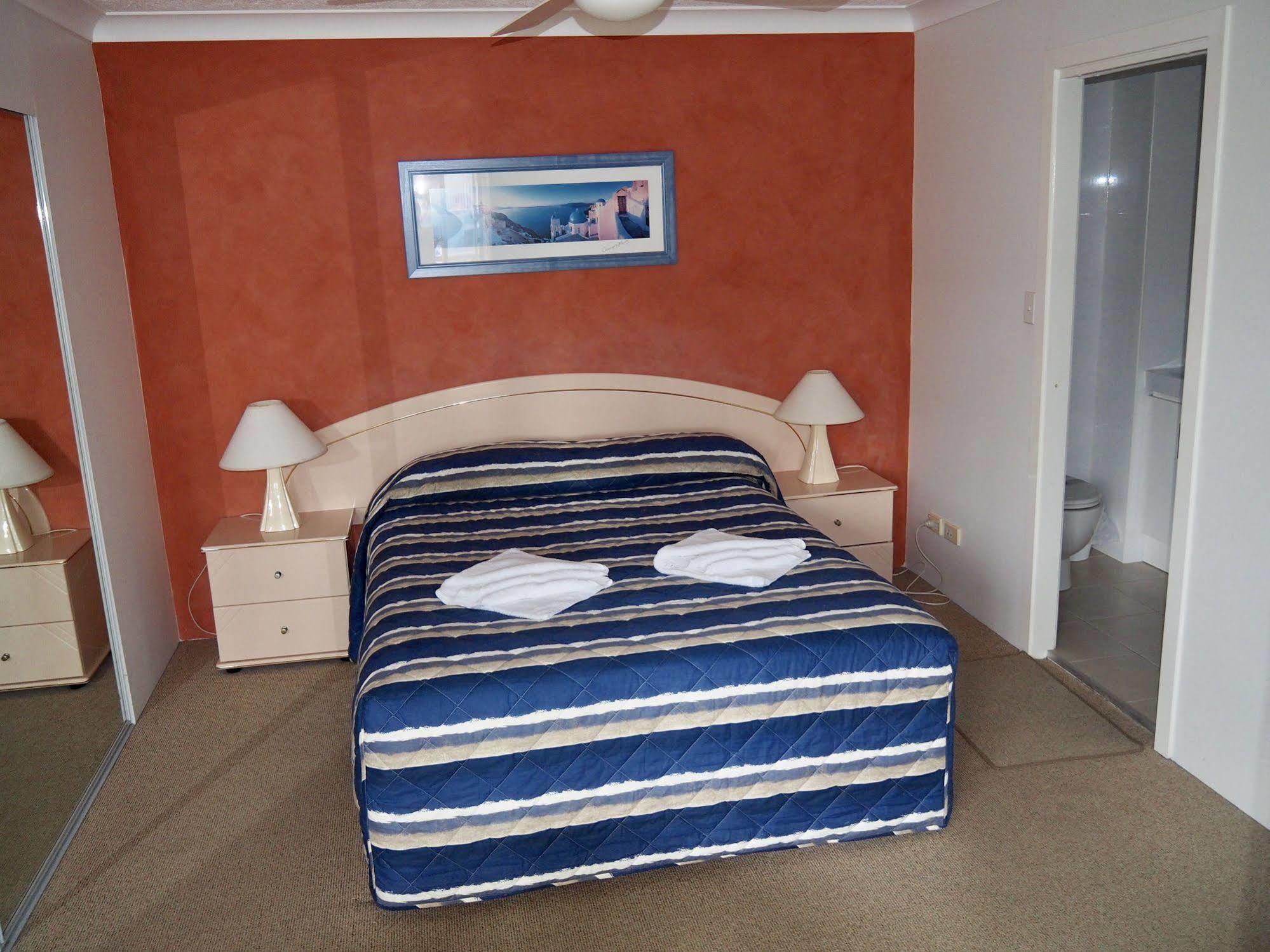 Oceanside Cove Aparthotel Gold Coast Buitenkant foto